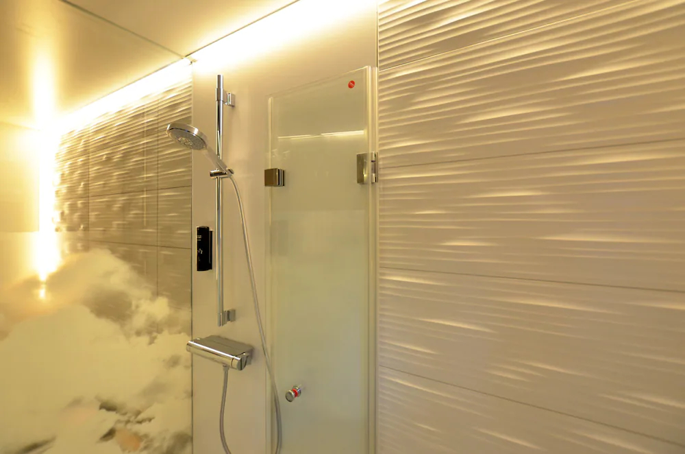 My Cloud Transit Hotel