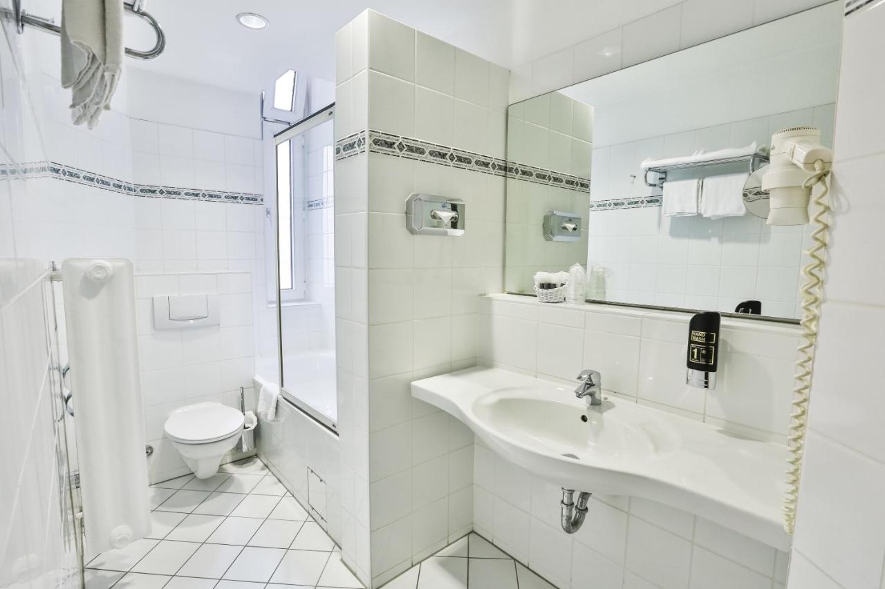 Centro National Frankfurt, Trademark Collection by Wyndham