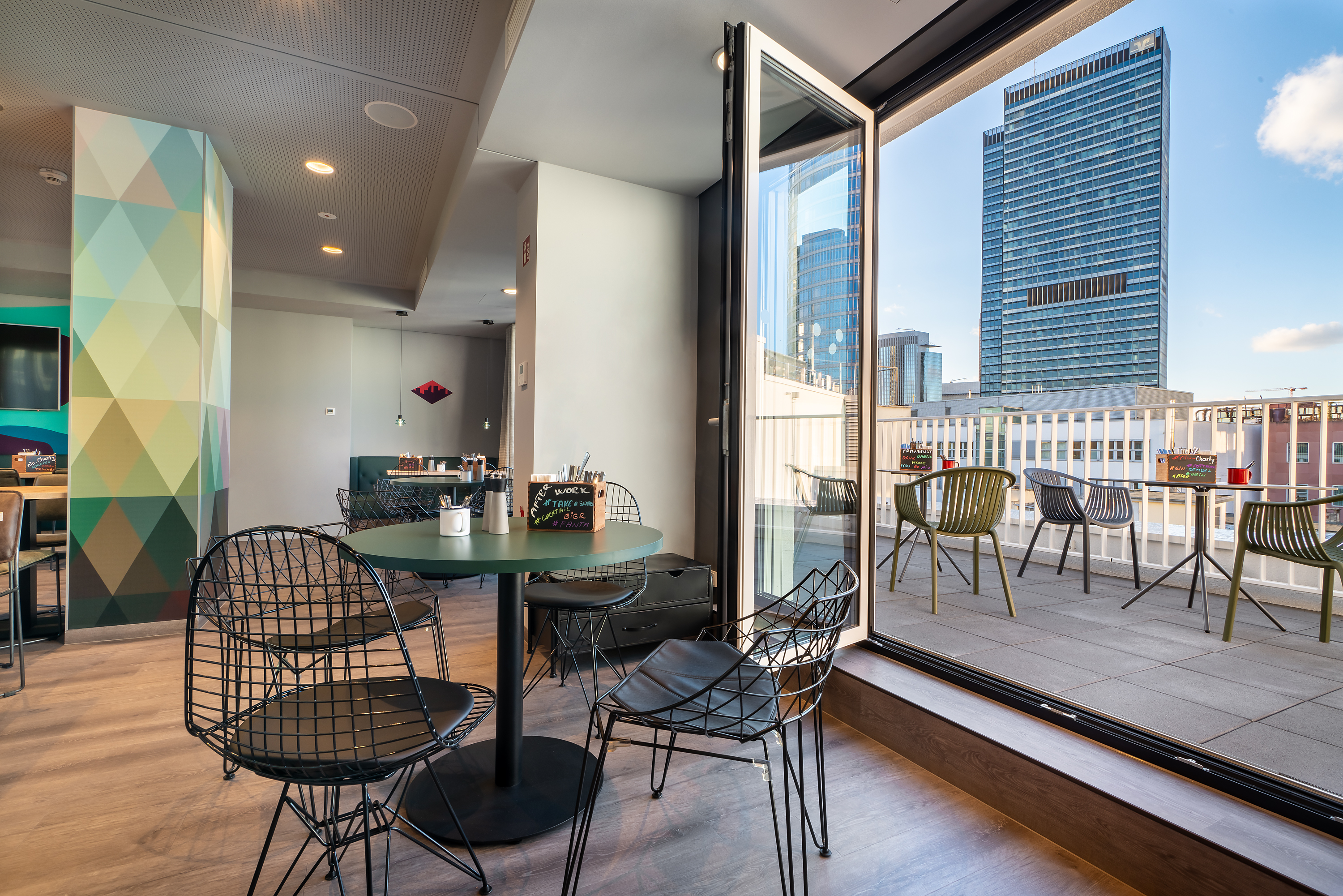 Holiday Inn - the niu, Charly Frankfurt City