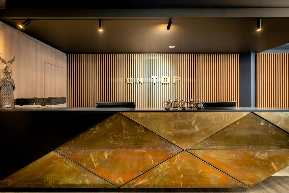 The Blasky Hotel & Rooftop