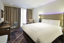 Premier Inn Frankfurt Messe Hotel