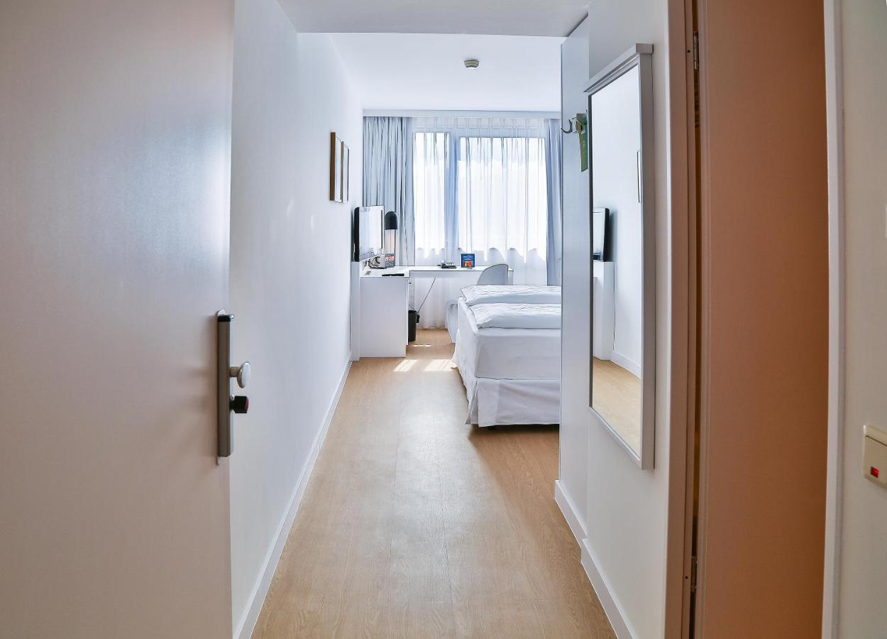 Hotel Frankfurt Messe, Affiliated by Meliá