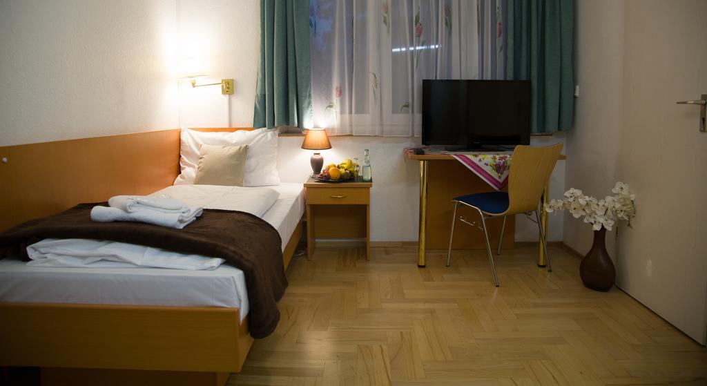 Rödelheimer Hof Garni