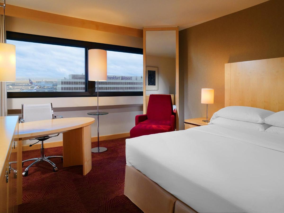 Sheraton Frankfurt Airport Hotel & Conference Center