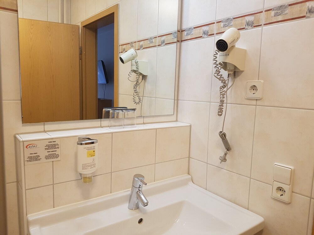 Ates Hotel-Garni