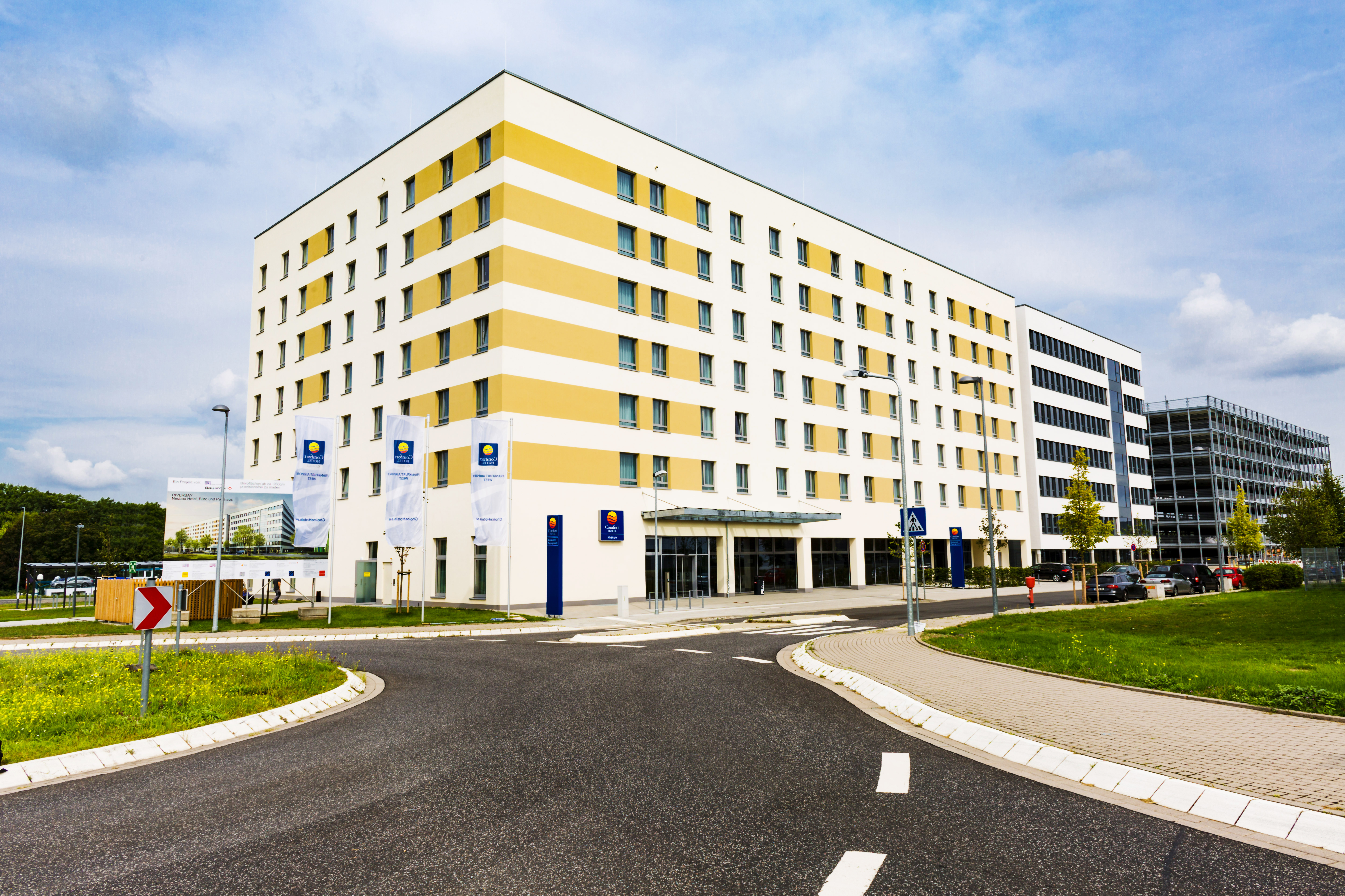 Hey Lou Hotel Frankfurt Airport