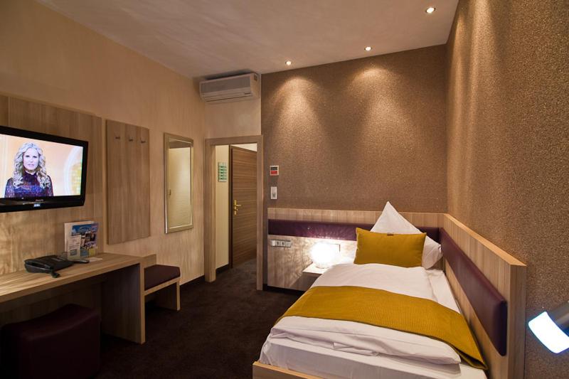 Hotel Hammer