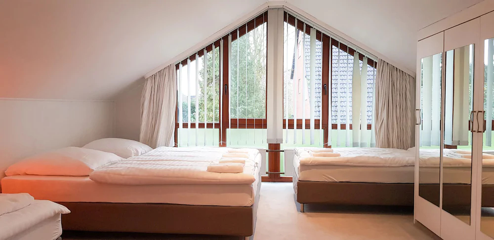Tolstov Hotels