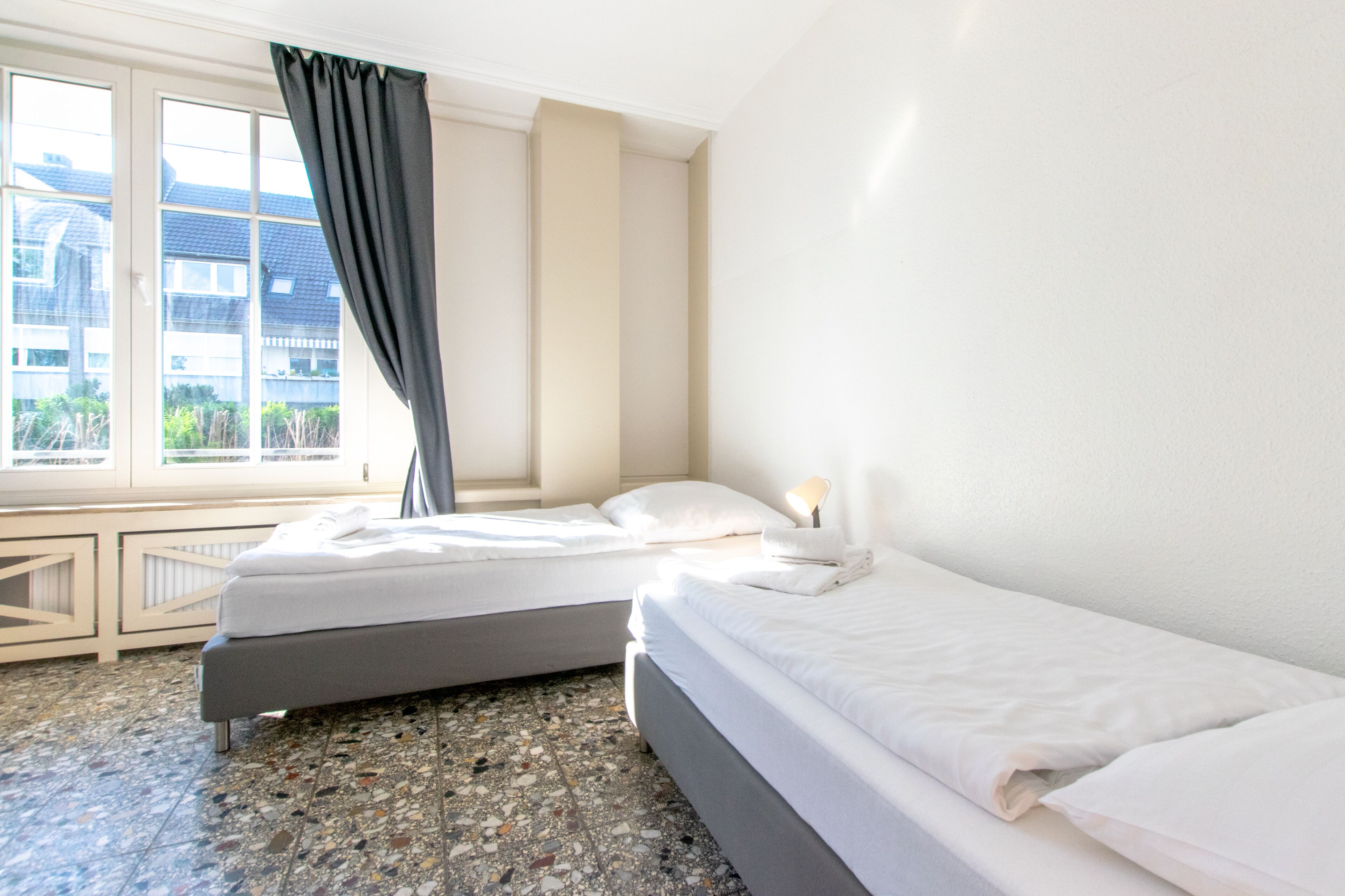 Tolstov Hotels Meerbusch Representative City Villa
