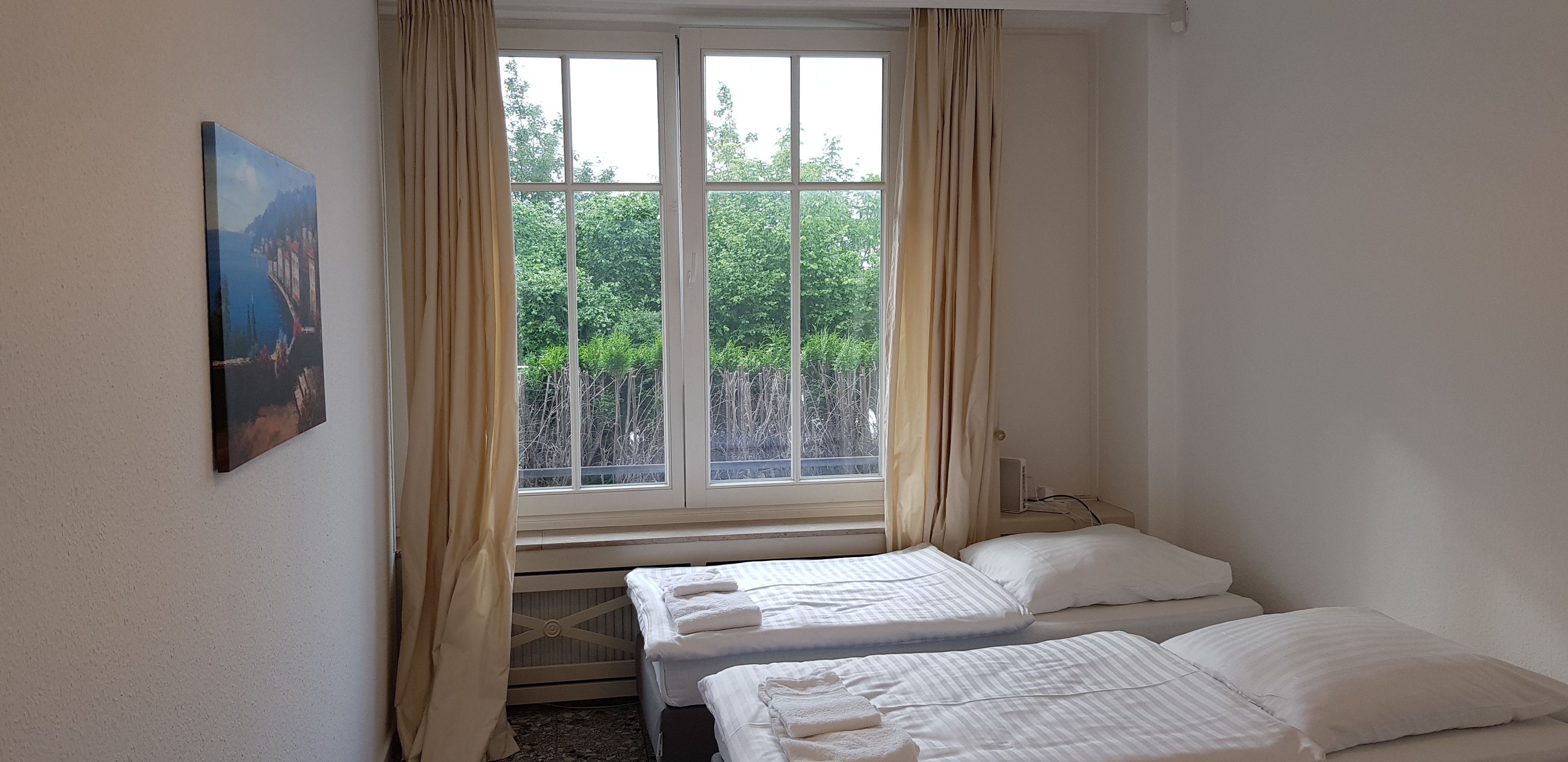 Tolstov Hotels Meerbusch Representative City Villa