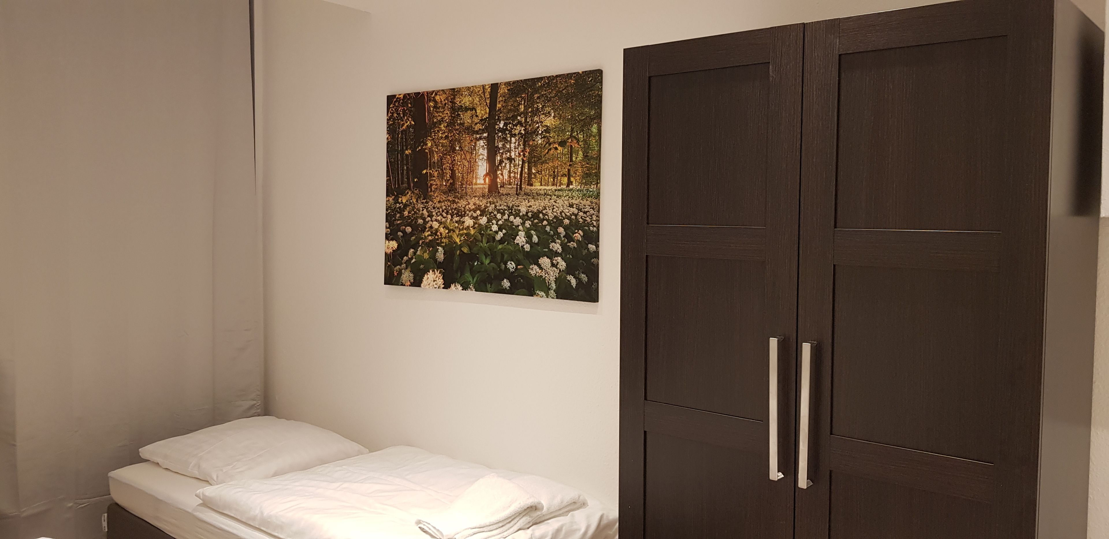 Tolstov Hotels Meerbusch Representative City Villa