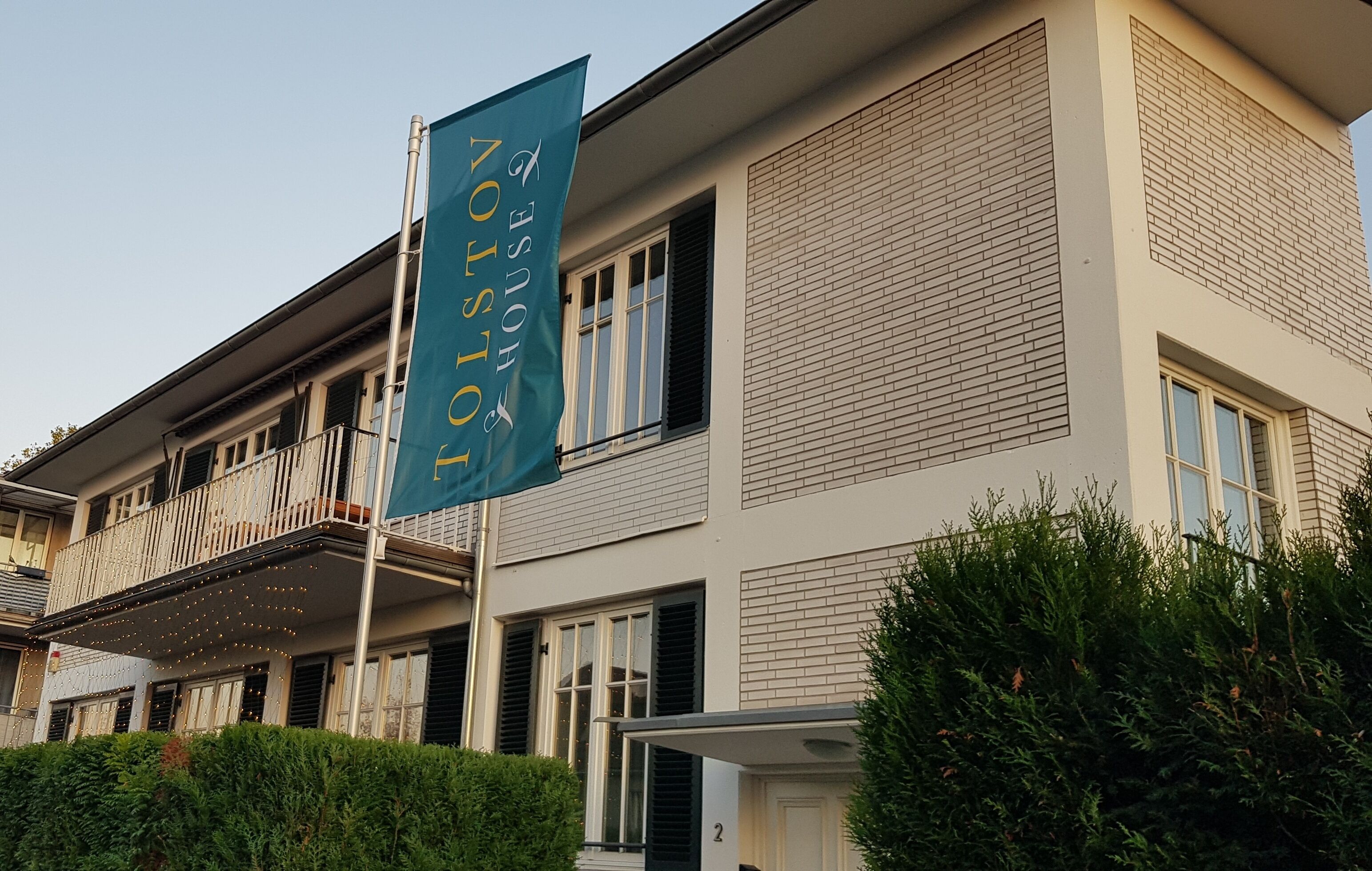 Tolstov Hotels Meerbusch Representative City Villa