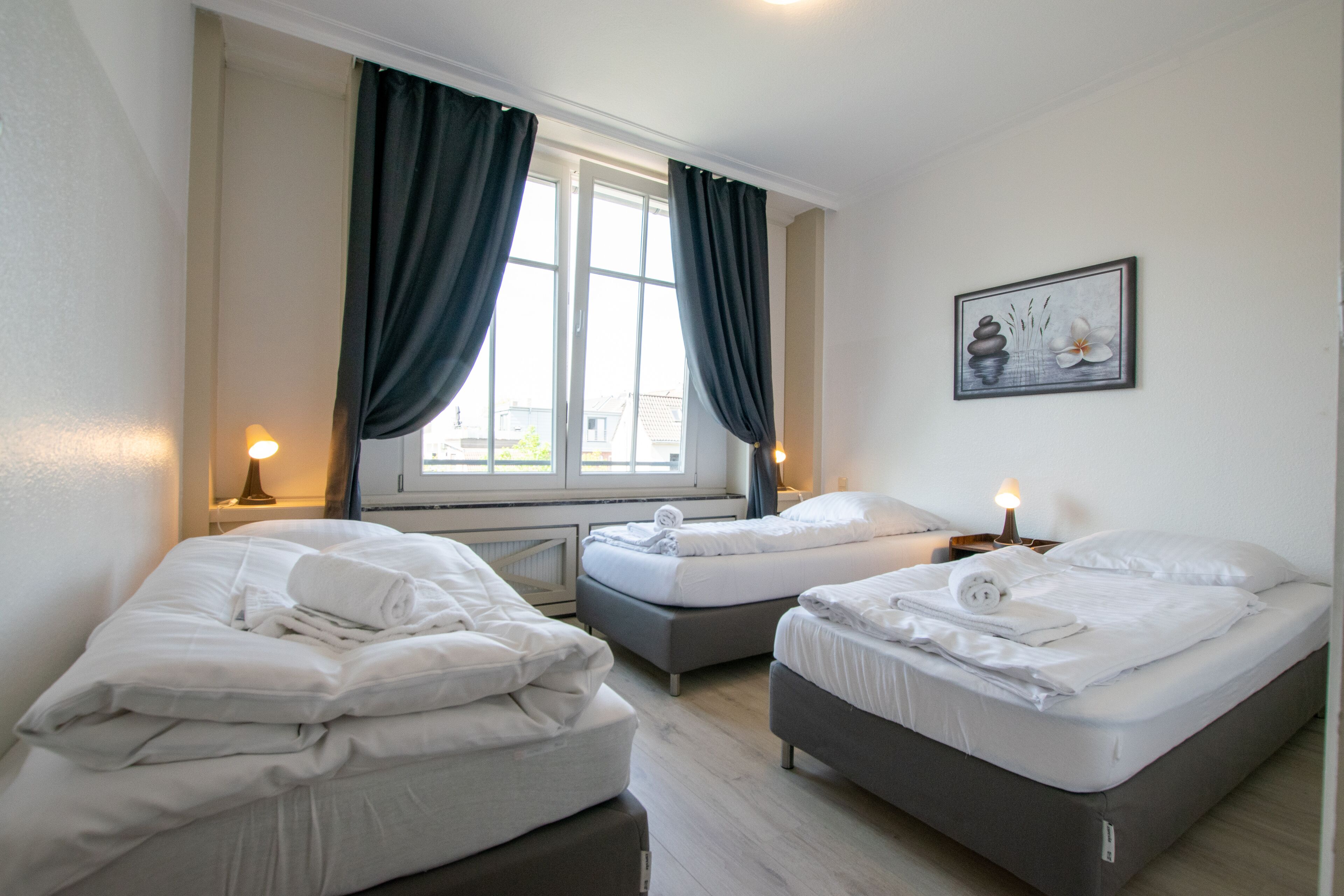 Tolstov Hotels Meerbusch Representative City Villa