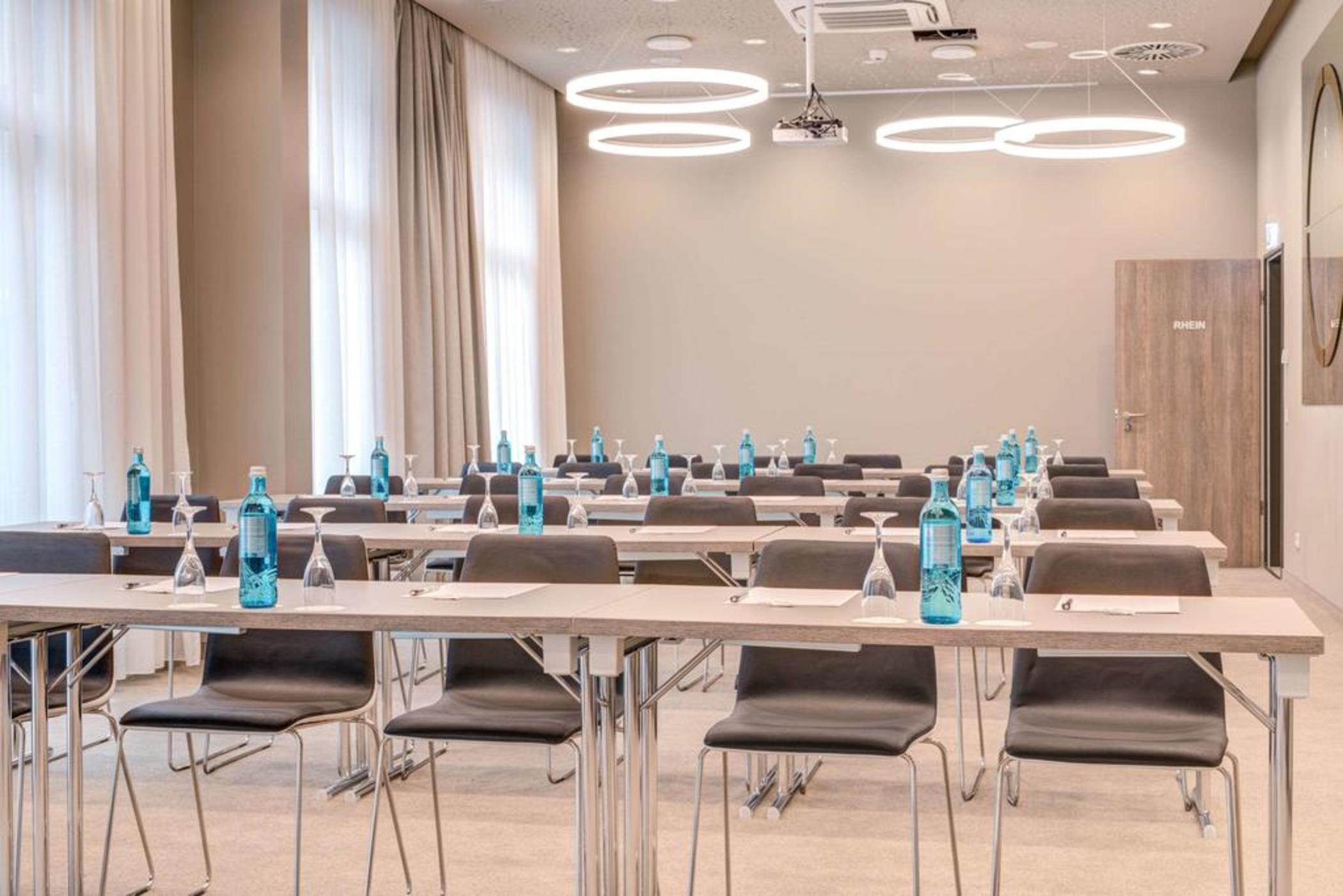 Hey Lou Hotel Monheim am Rhein