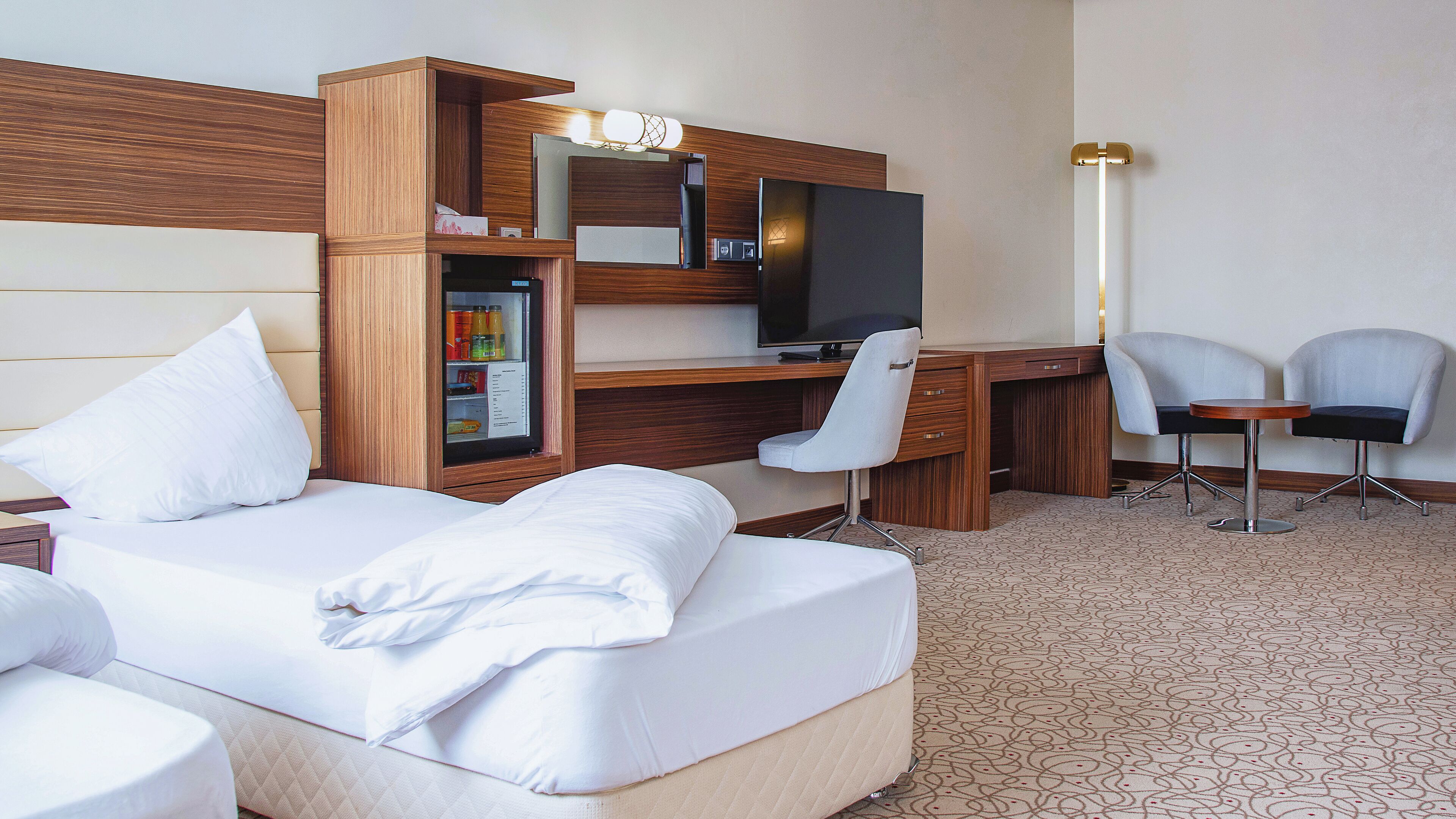 Airport Global Hotel