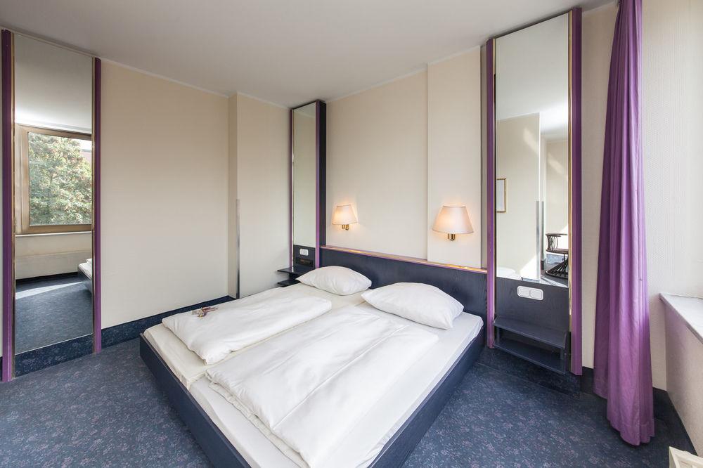 Mirage Hotel Neuss