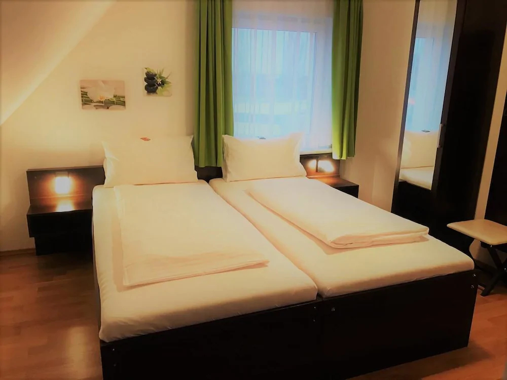 A3 Hotel