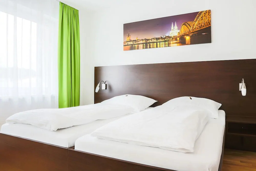 A3 Hotel