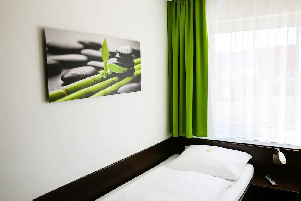 A3 Hotel