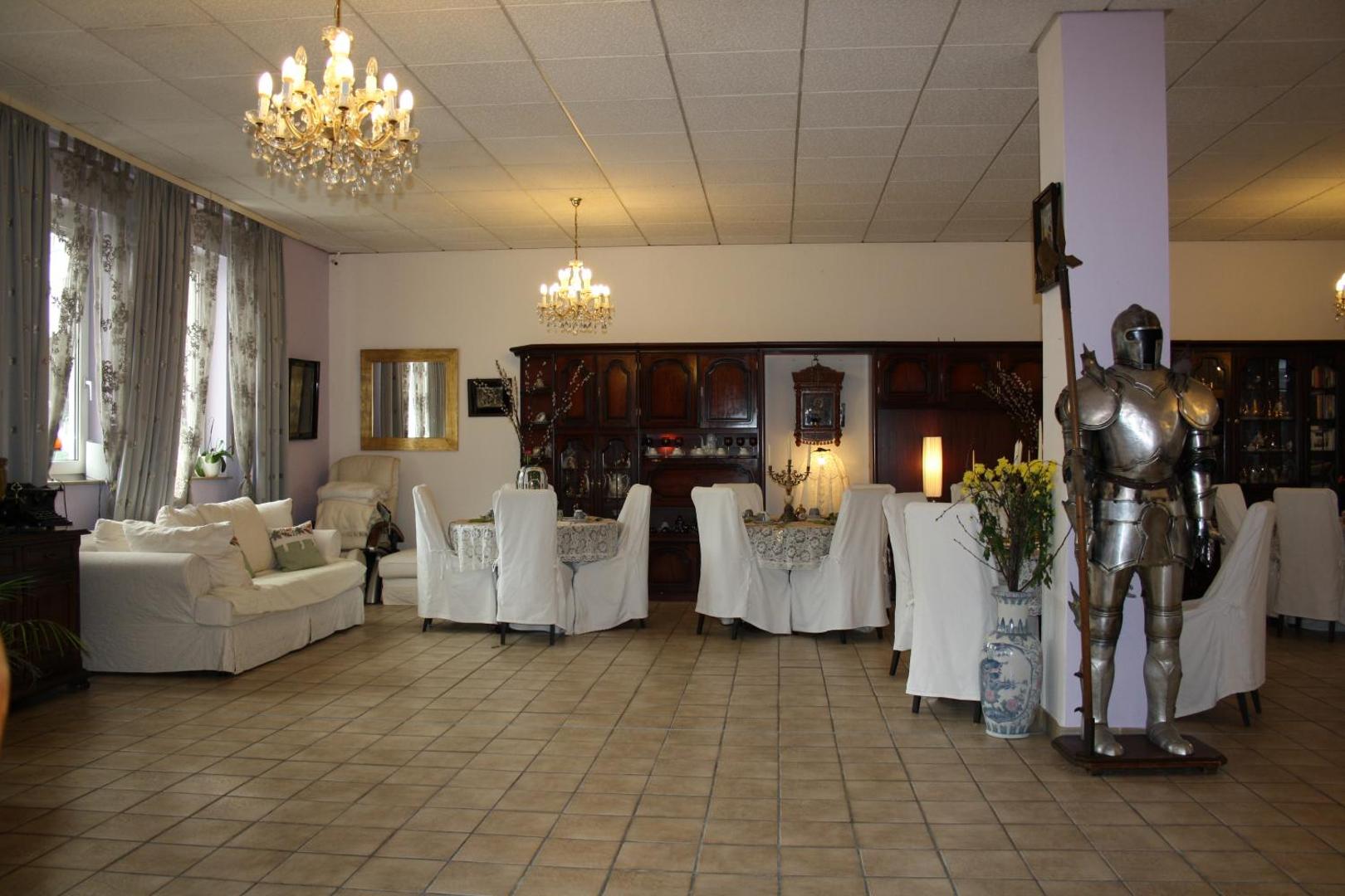 Hotel Attache Frankfurt Airport