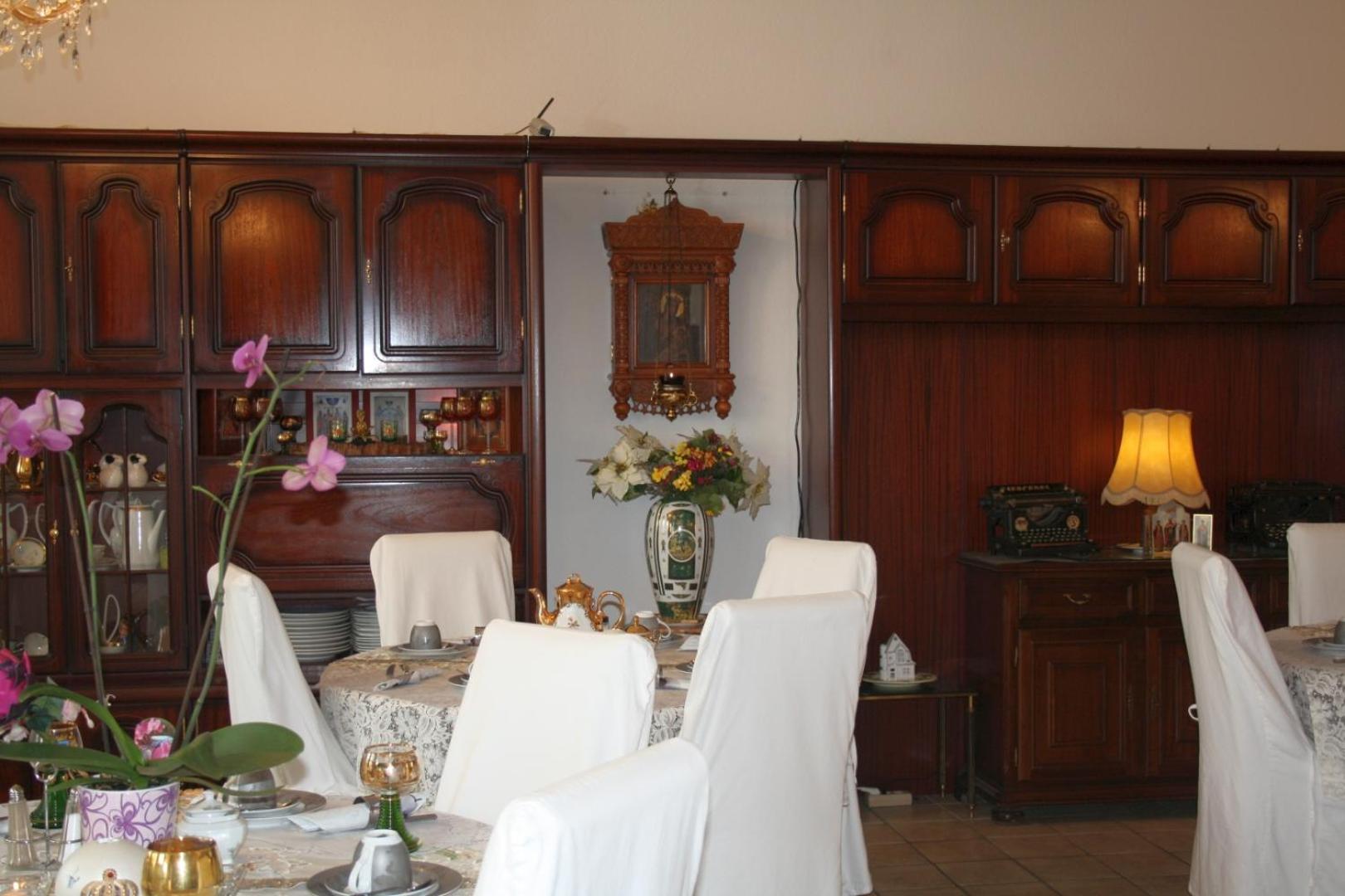Hotel Attache Frankfurt Airport