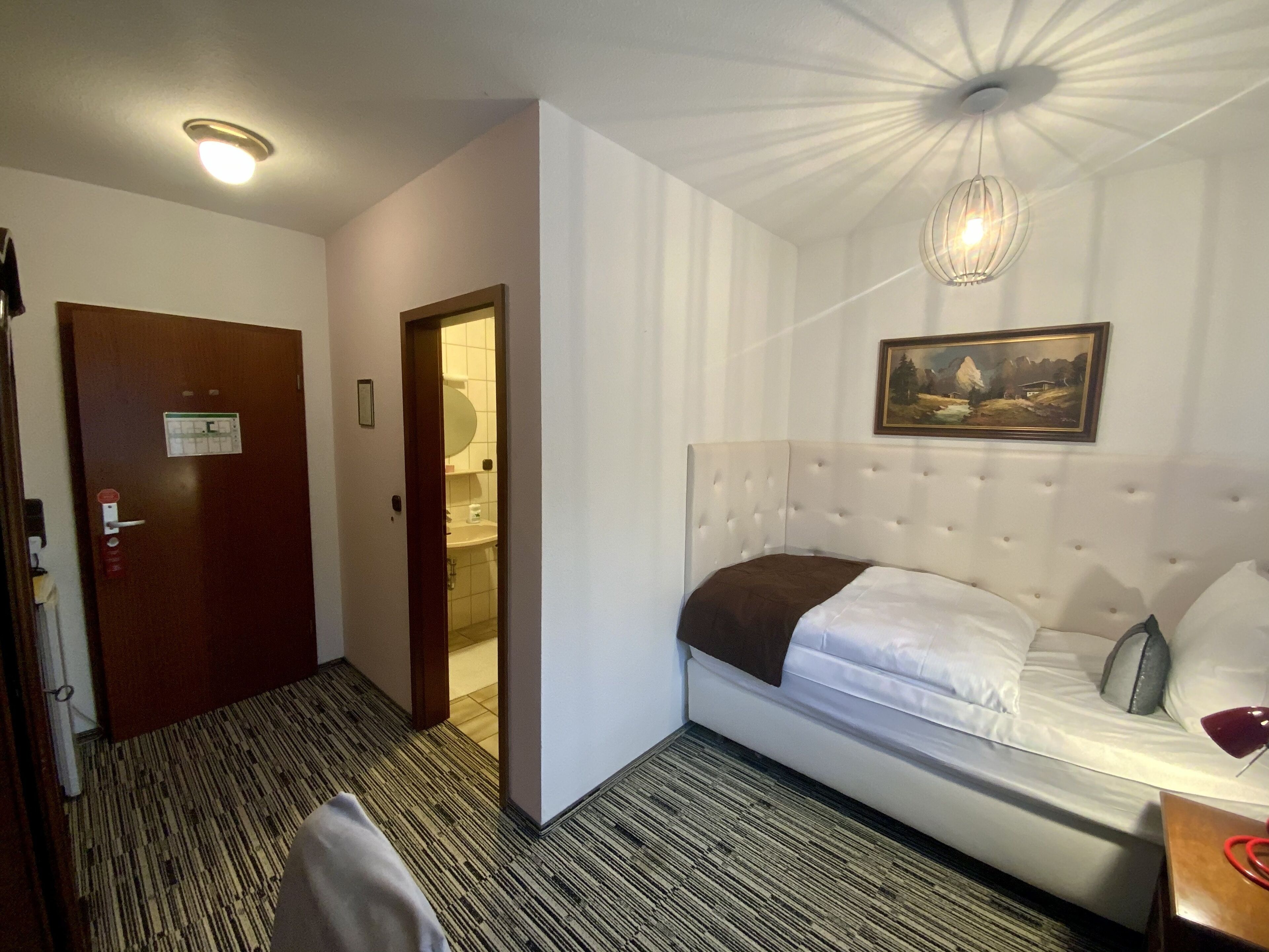 Hotel Attache Frankfurt Airport