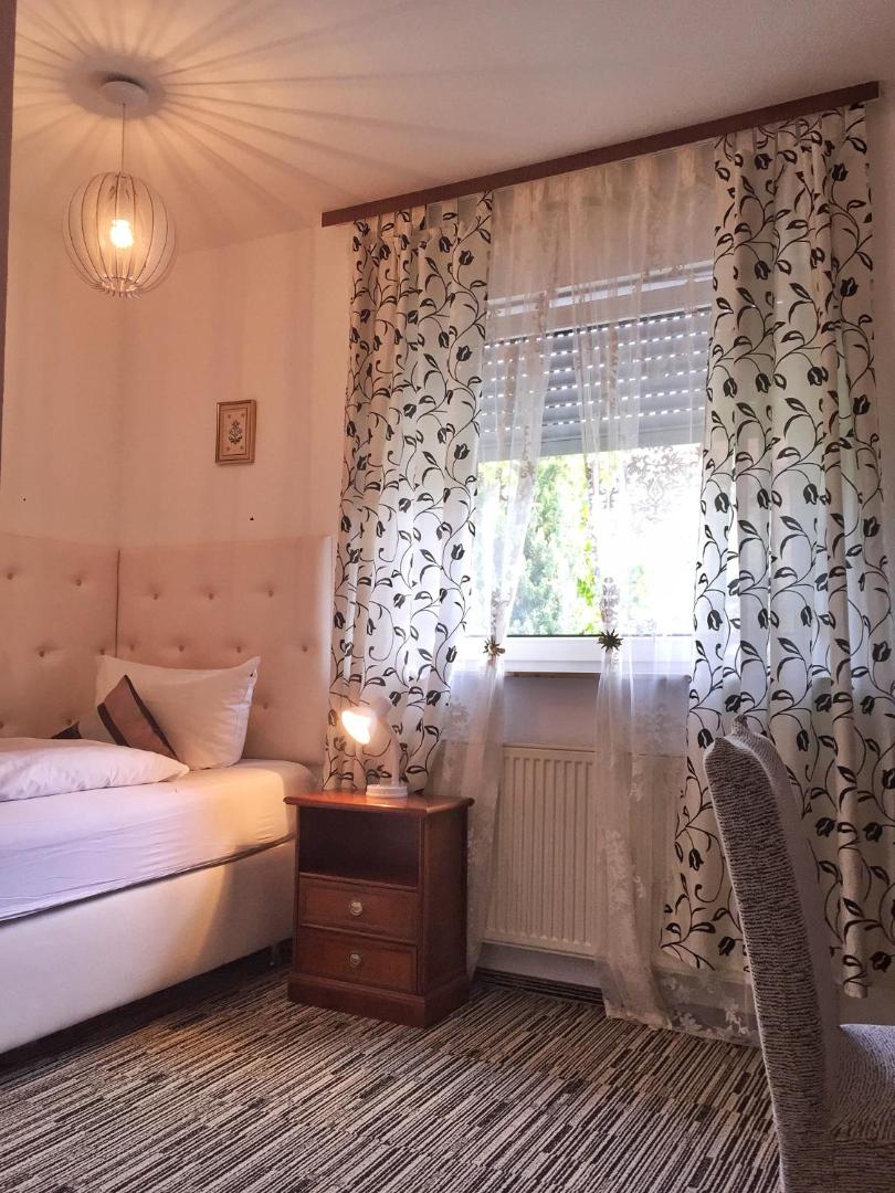 Hotel Attache Frankfurt Airport