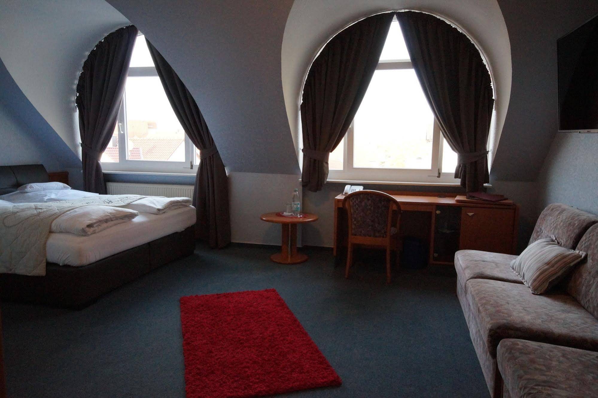Bauschheimer Hof (Rüsselsheimer Residenz)