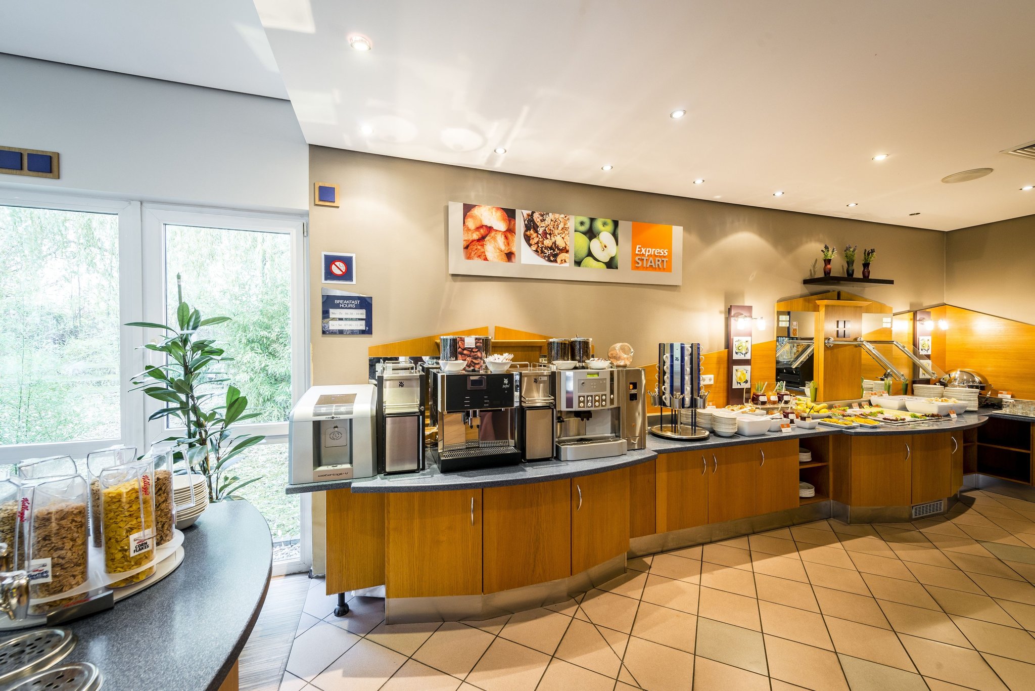 Holiday Inn Express Cologne - Troisdorf