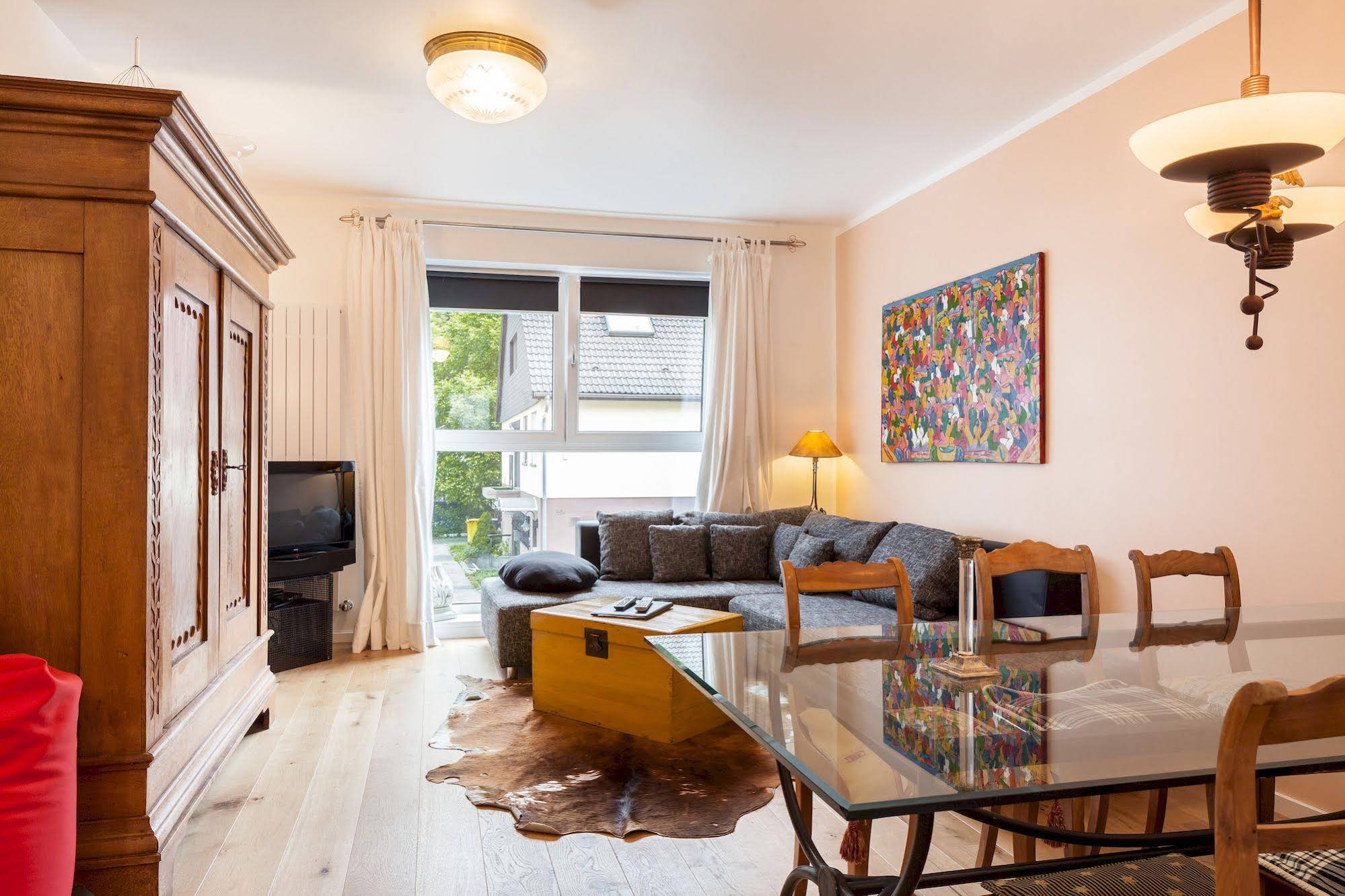 GL Suites