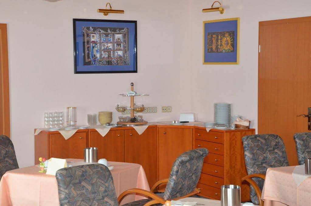 Central Inn Garni