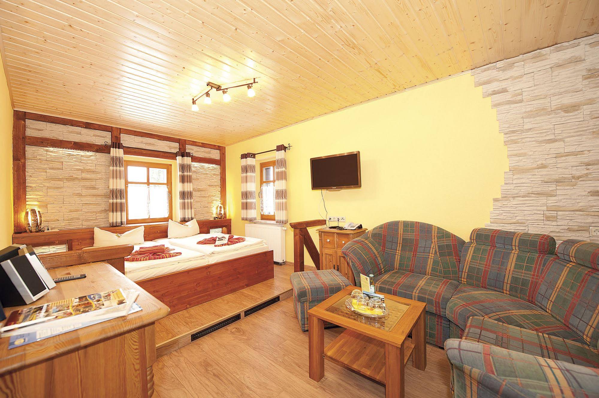 Naturhotel Gasthof Bärenfels