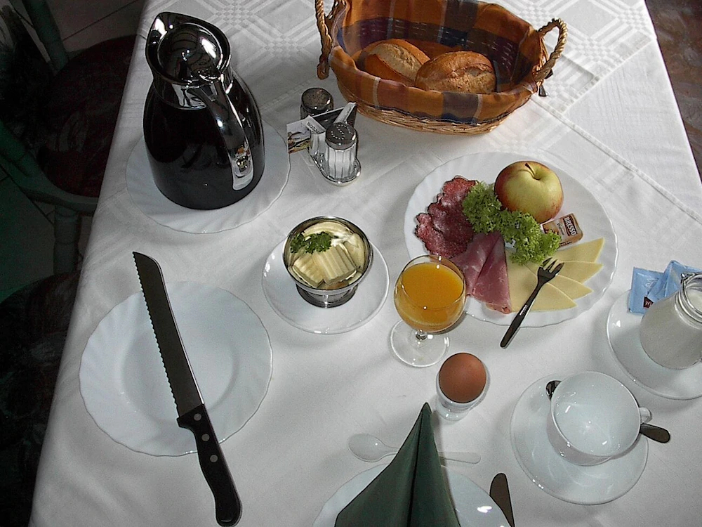 Pension & Gaststatte Zum Waldfrieden