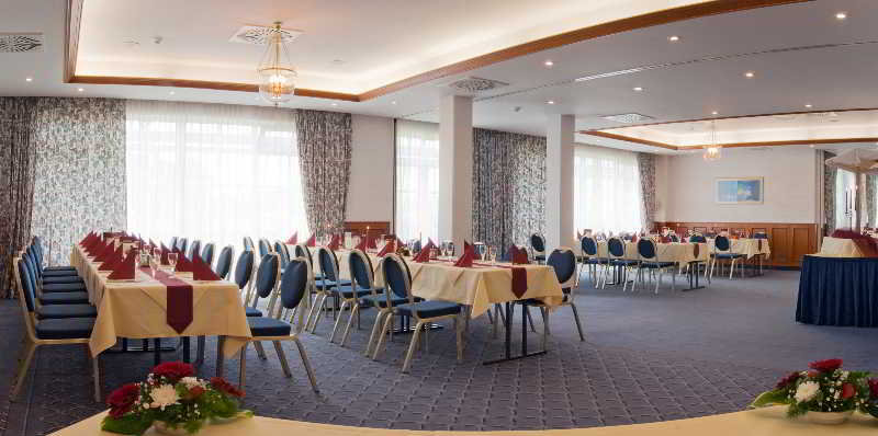 Panorama Berghotel Wettiner Höhe