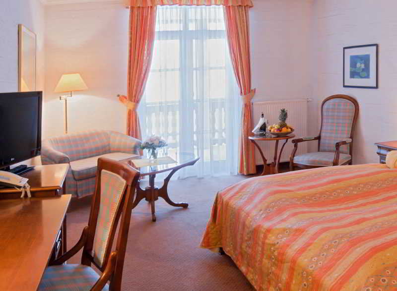 Panorama Berghotel Wettiner Höhe