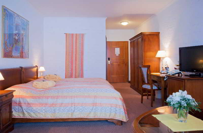 Panorama Berghotel Wettiner Höhe