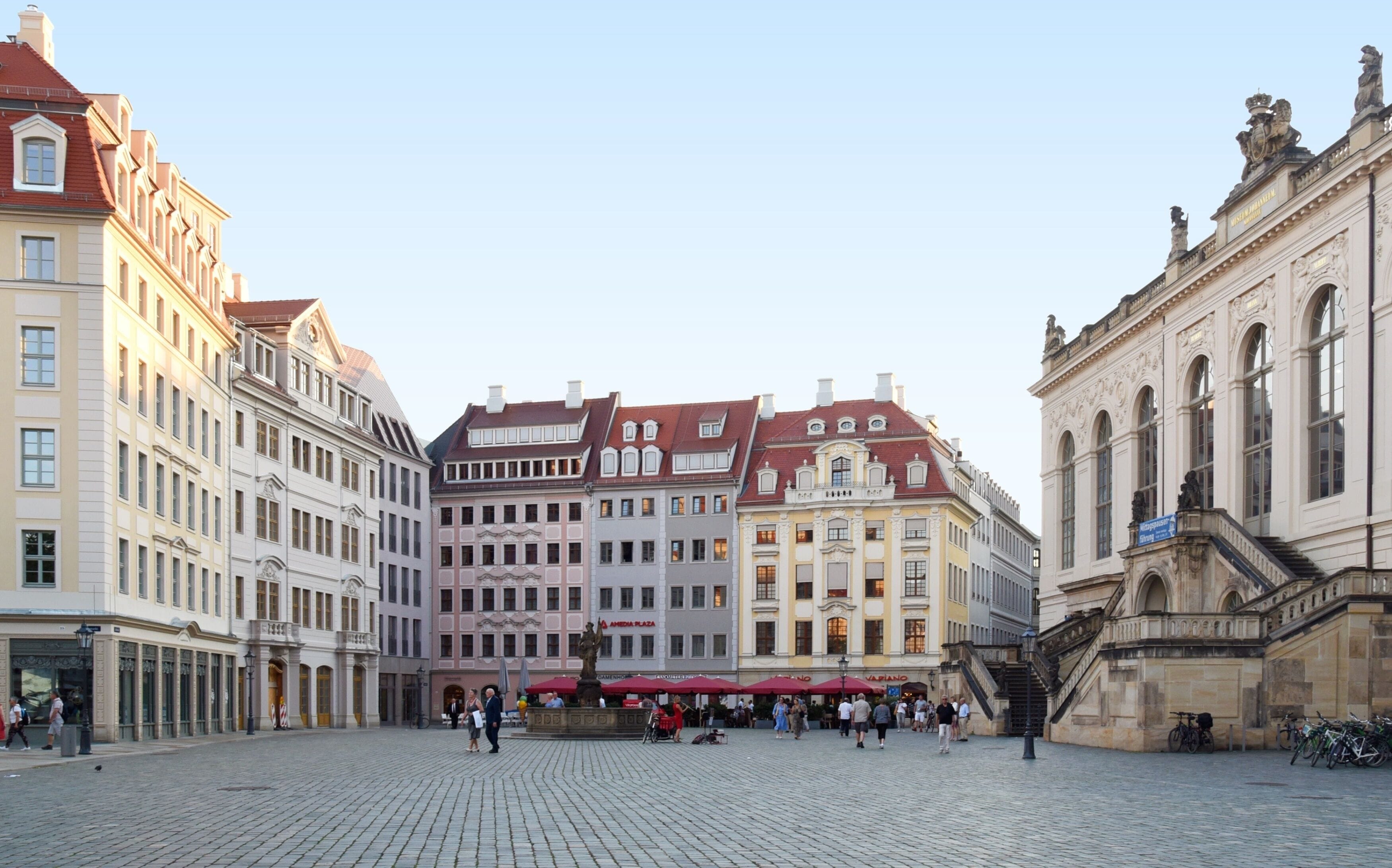 Amedia Plaza Dresden, Trademark Collection by Wyndham