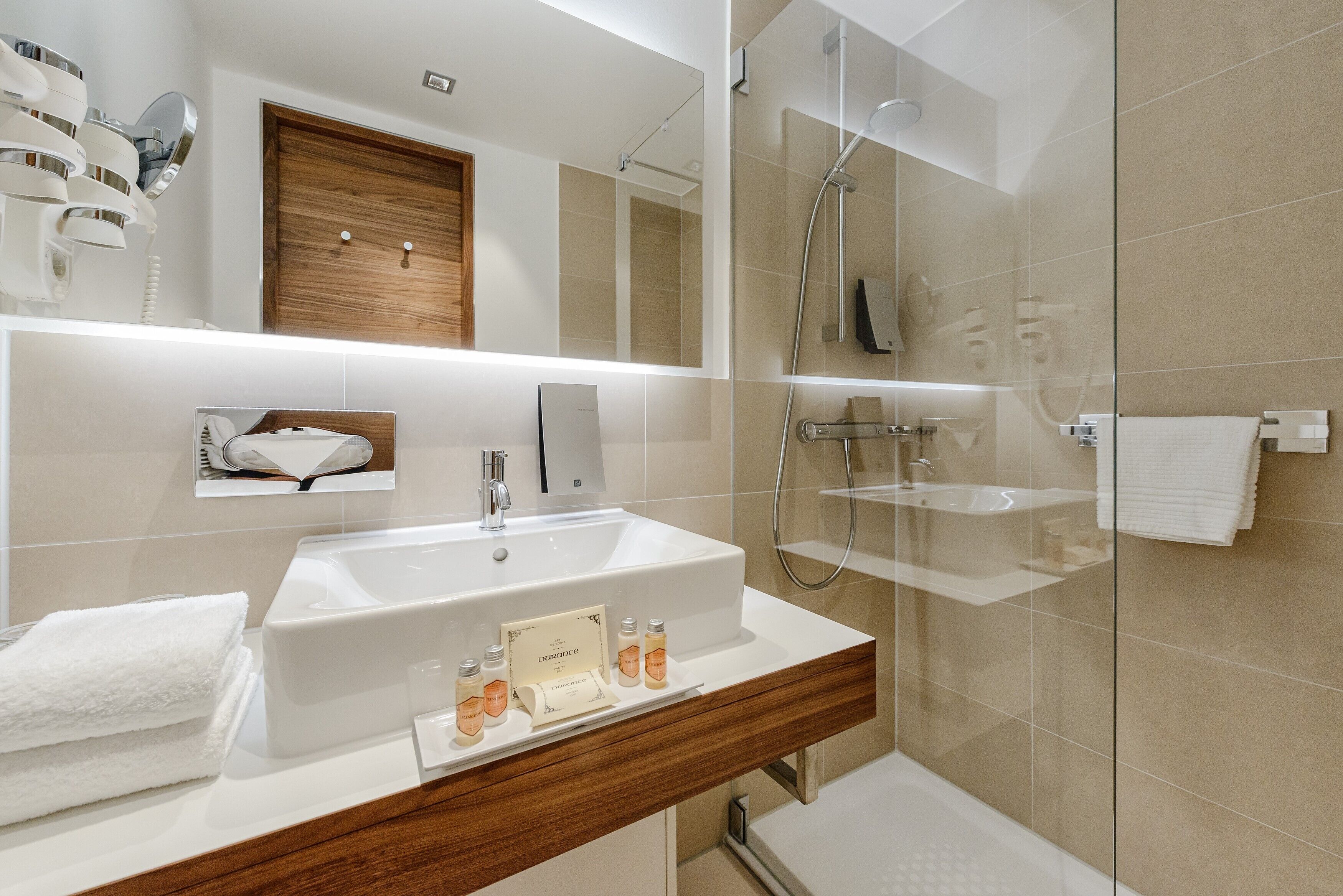 Amedia Plaza Dresden, Trademark Collection by Wyndham