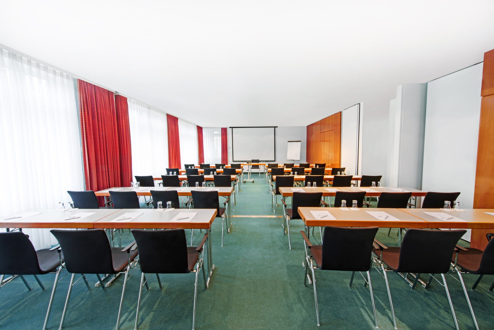 DORMERO Hotel Dresden Airport