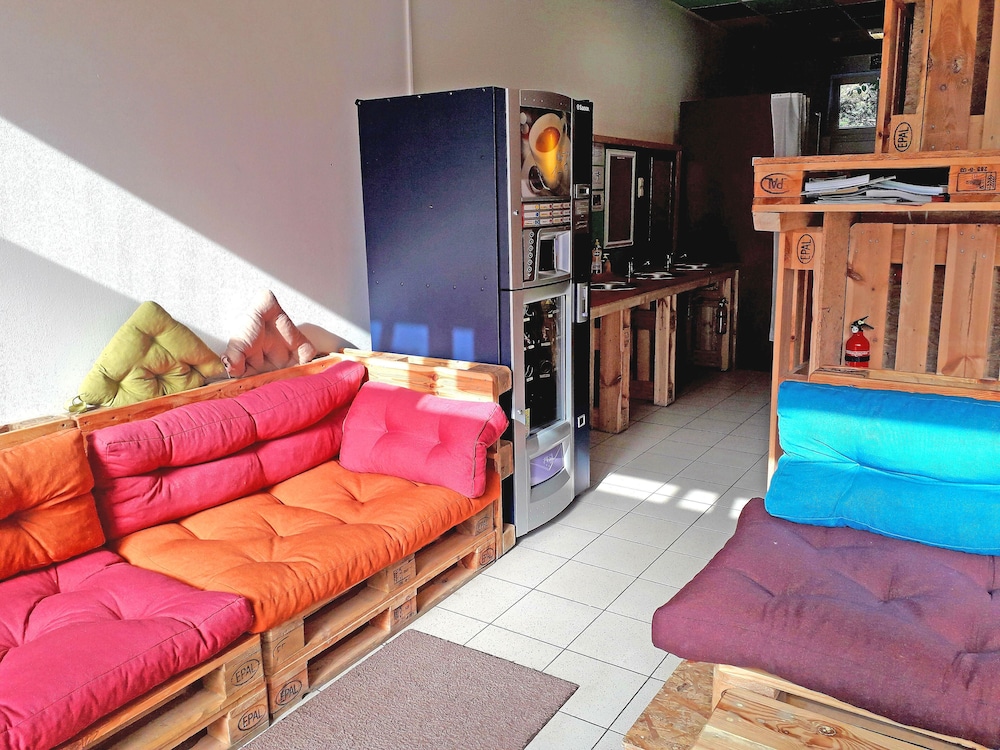Fox-Box Apt