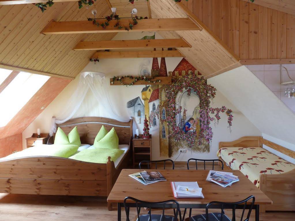 Gästezimmer Am Märchenbrunnen