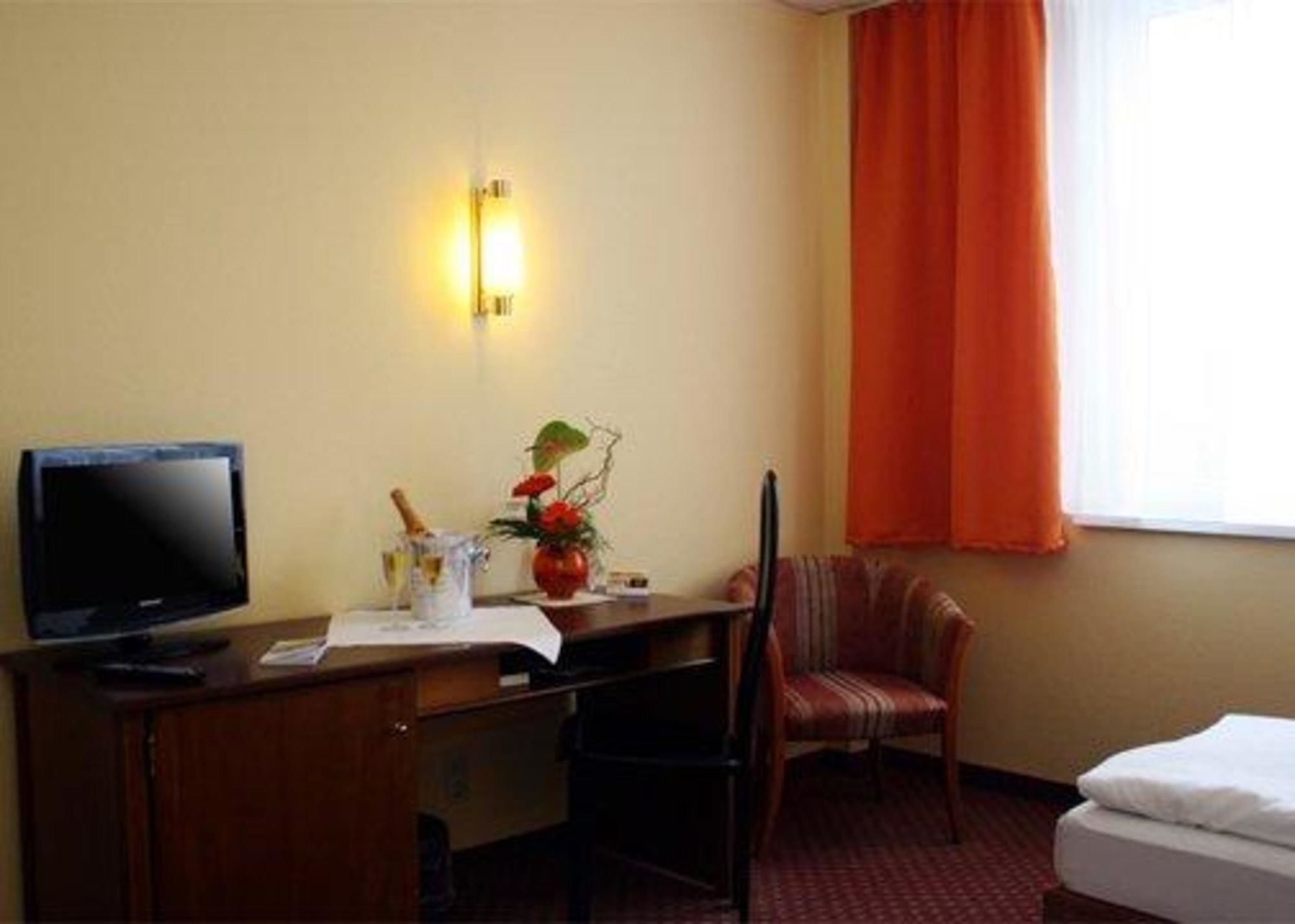 Quick Hotel Dresden West
