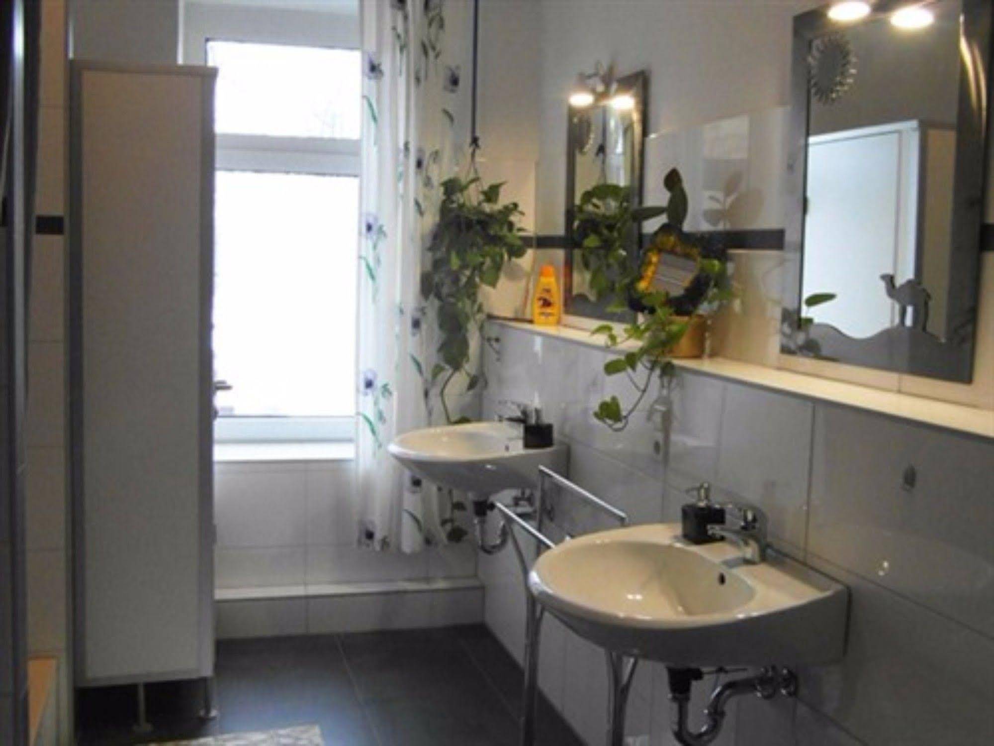 Homeplanet Hostel