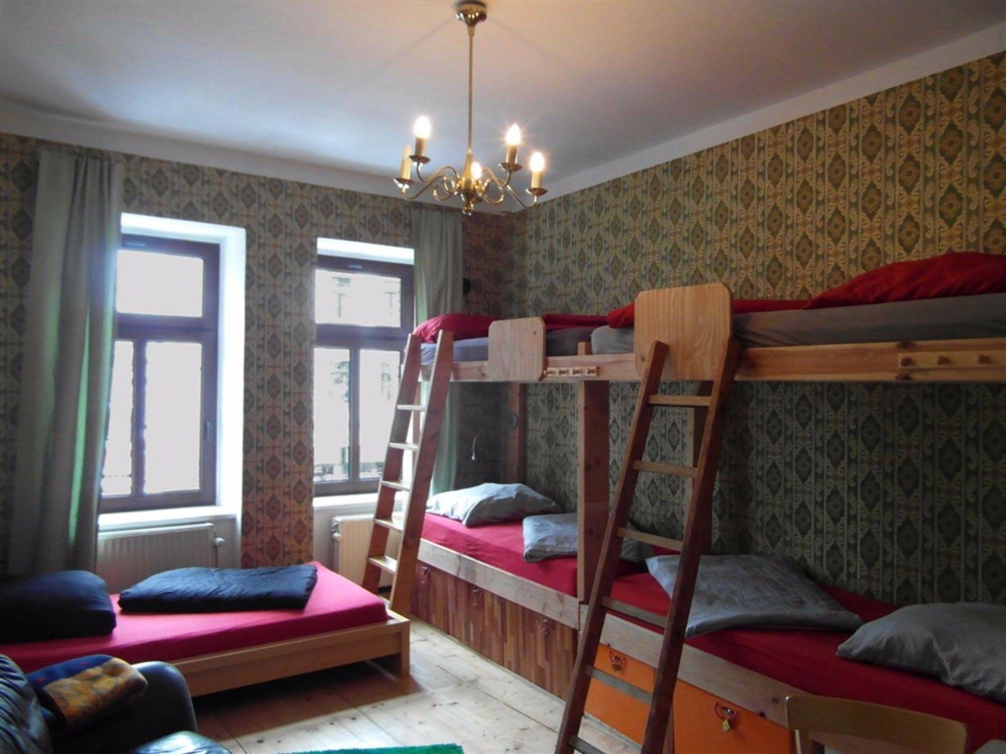 Homeplanet Hostel