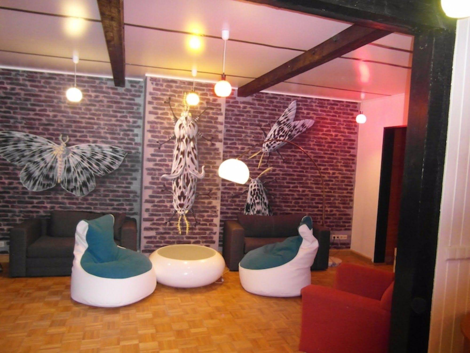 Homeplanet Hostel
