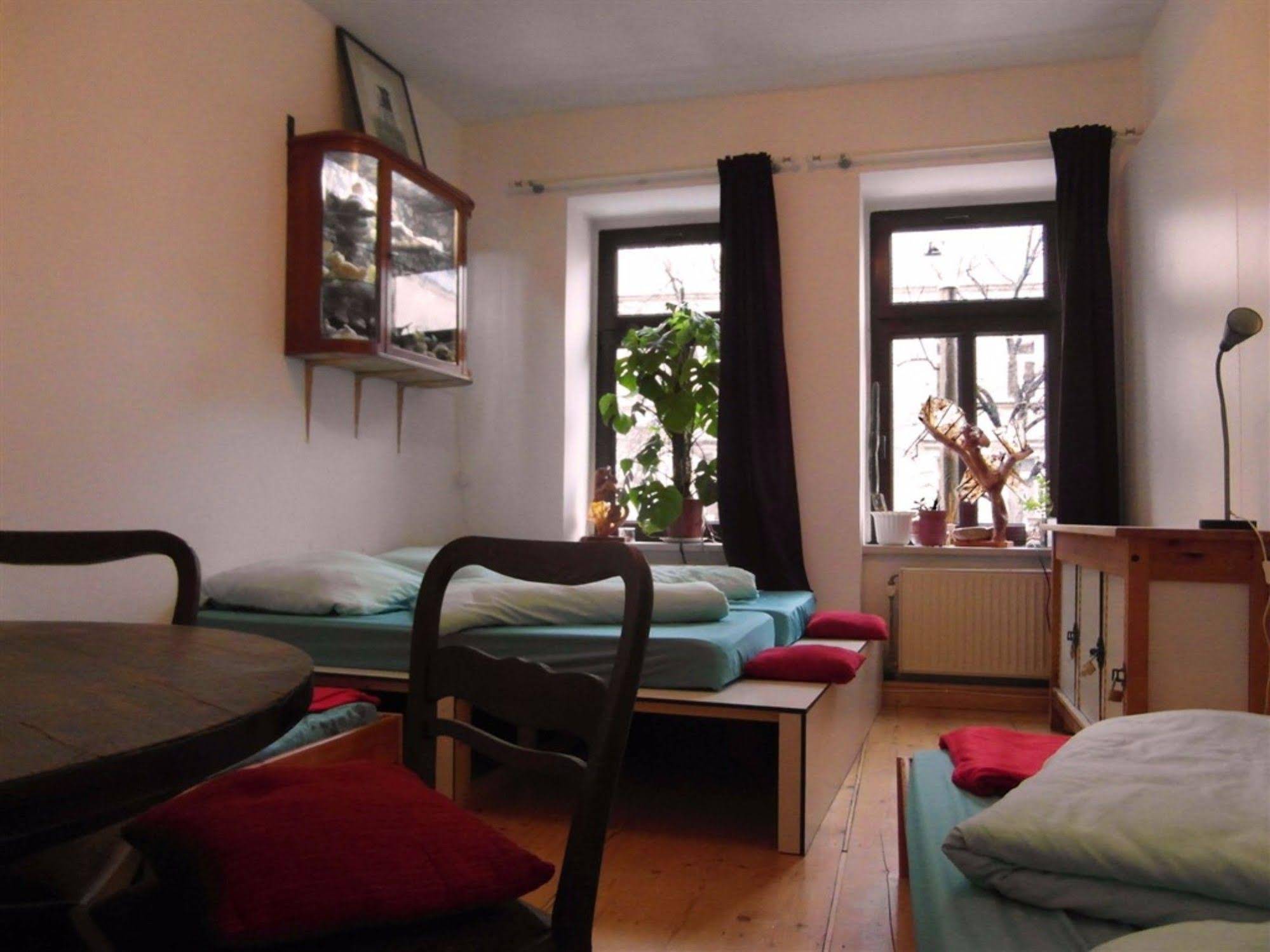 Homeplanet Hostel