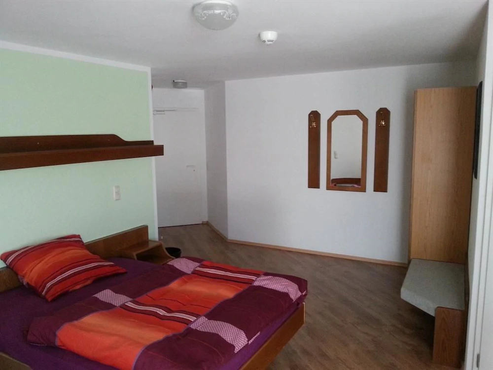 City Hotel Bauer