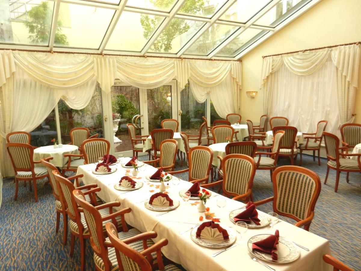 Hotel Alexandra