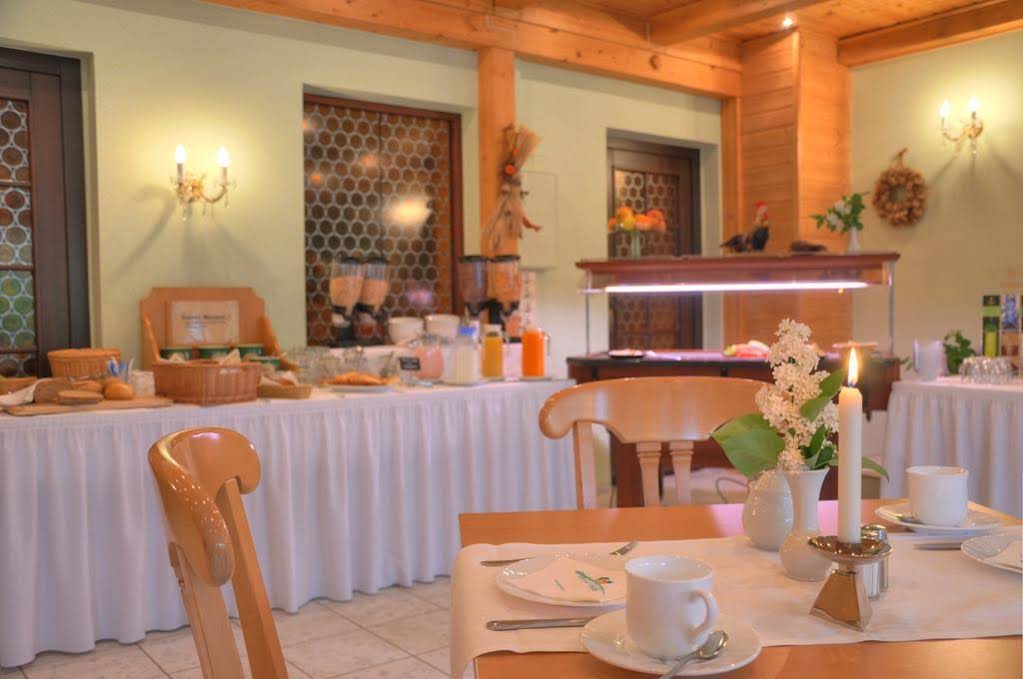 Hotel Restaurant Café Waldblick