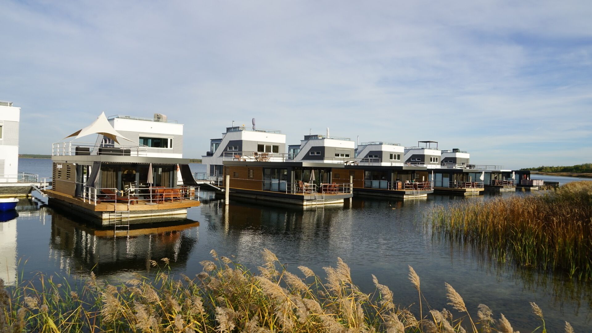 Schwimmendes Ferienhaus Robby II